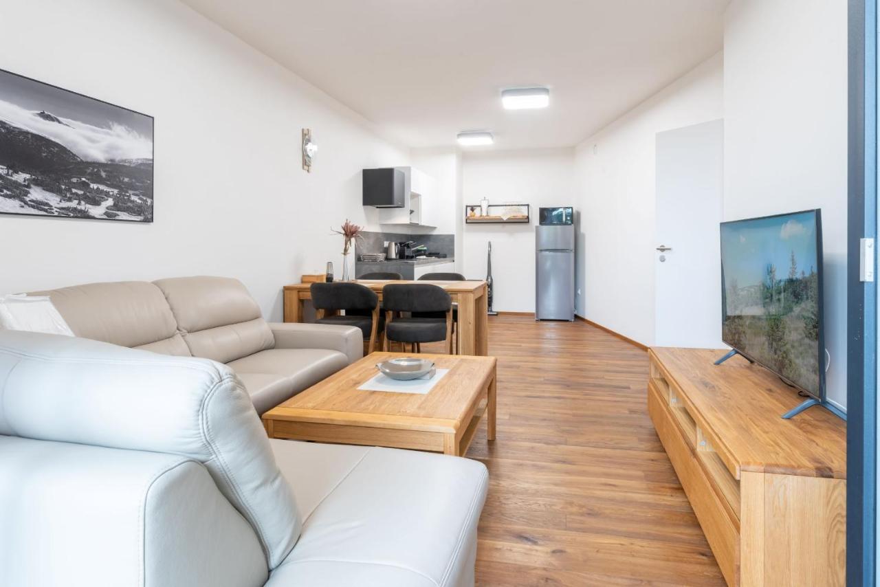 Apartmany Resort Vrchlabí Eksteriør billede